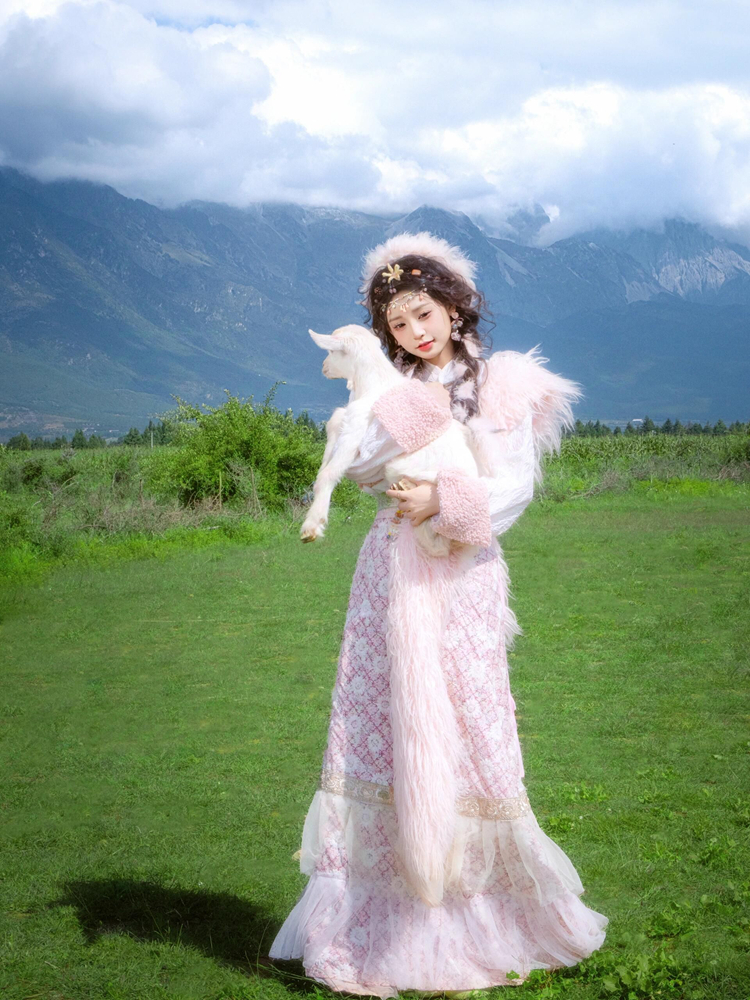 Ethnic Fashion Shoot - Yunnan Tibetan Costume Lijiang Tibetan Ethnic