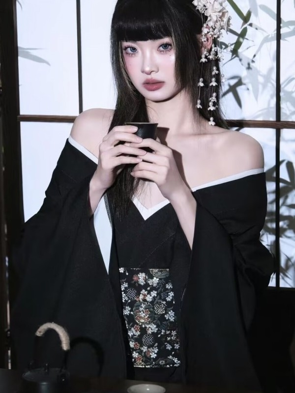 Traditional Japanese Kimono St - Ethnic Fashion Shoot 评论和价格