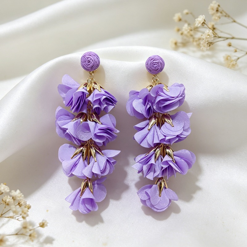 Ethnic Colorful Flower Tassel  - Ethnic Fashion Trends 2026 评论和价格